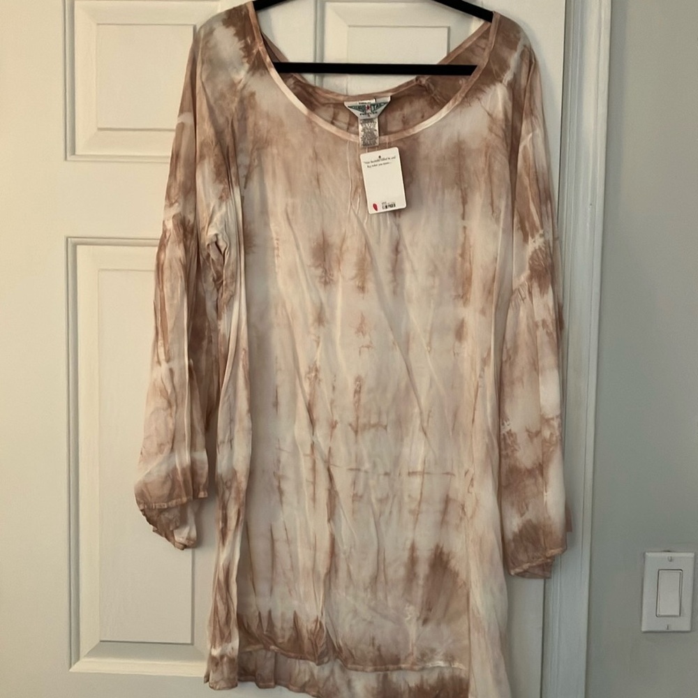 Hard tail mini dress. Long sleeve. Size small - runs a little big. New with tags